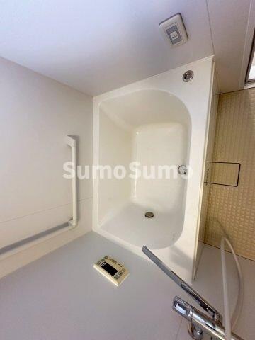 物件内観写真19　(きれいなお風呂です)