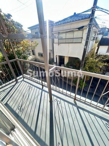 物件内観写真13　(外からの目が気にならないバルコニーで洗濯物が干せます)