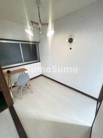 物件内観写真24　(使い勝手のいい洋室です)