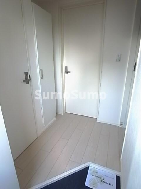 物件内観写真4　(玄関です)