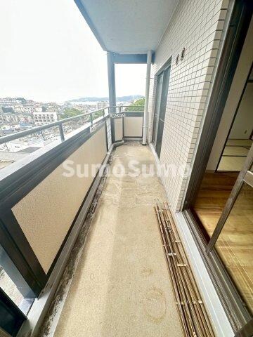 物件内観写真12　(落ち着いた時間を過ごせるバルコニーです)