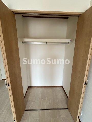 物件内観写真11　(ちょっとした収納スペースも充実しています)