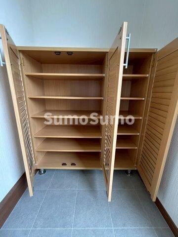 物件内観写真21　(収納豊富です)