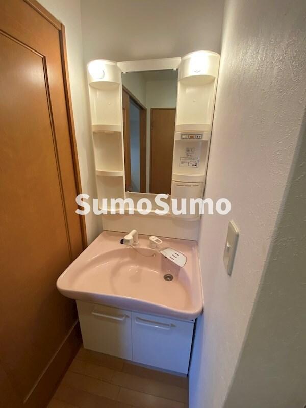 洗面・脱衣所(コンパクトで使いやすい洗面所)