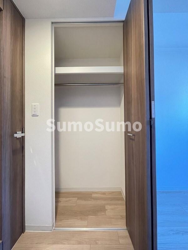 物件内観写真11　(小物を収納するのに便利です)