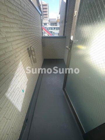 物件内観写真7　(広々としたバルコニーです)