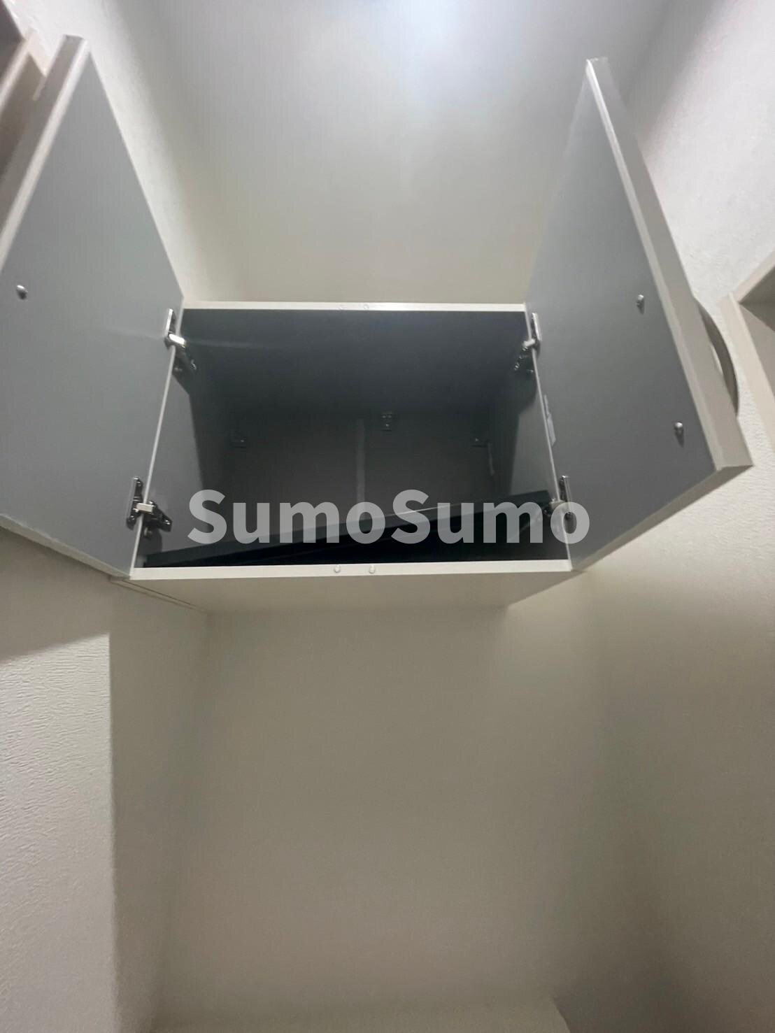 物件内観写真24　(小物を収納するのに便利です)