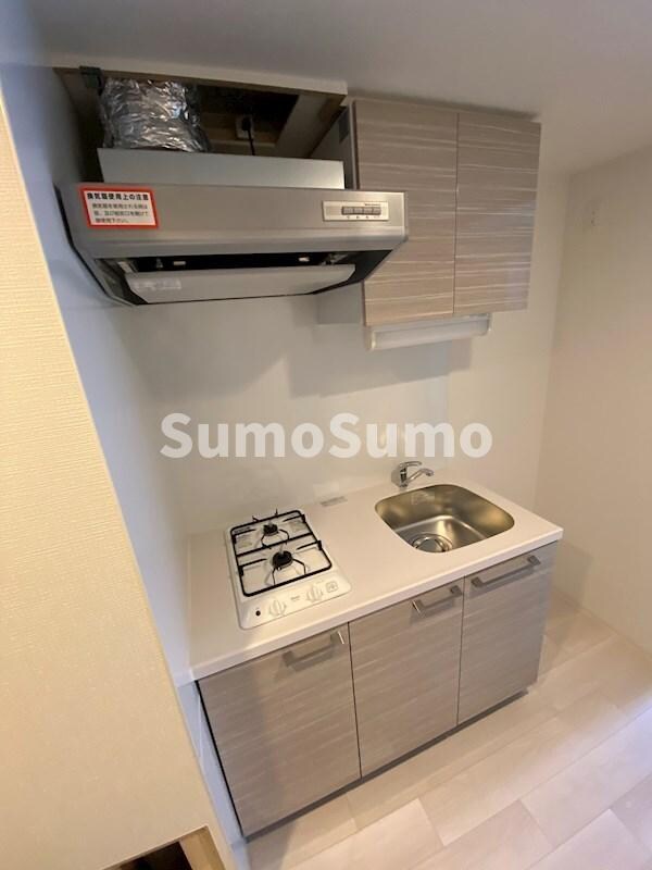 物件内観写真8　(コンパクトなキッチンで掃除もラクラク)