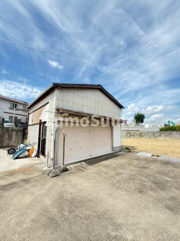 物件外観写真2　(駐車場があります)