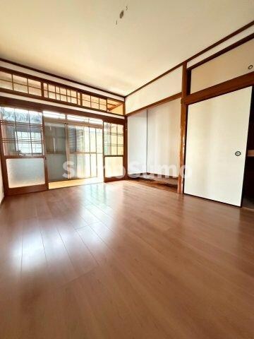 物件内観写真11　(個人の部屋や寝室として使える洋室です)