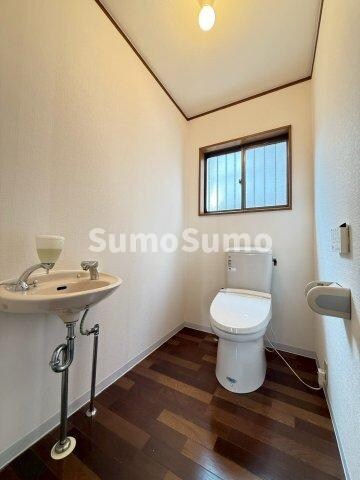 物件内観写真13　(トイレも気になるポイント)