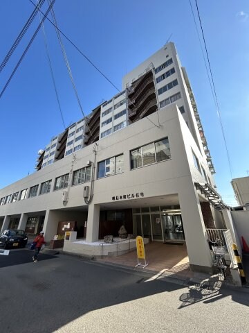 物件外観写真1　(建物外観を気になさる方へ、見た目の良い物件です)