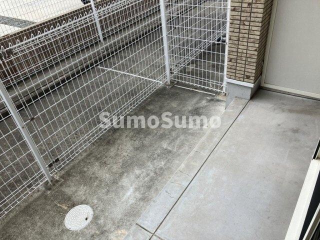 物件外観写真2　(駐車場に車を止められます)