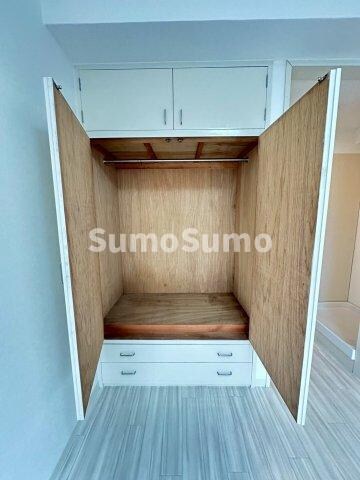 物件内観写真9　(収納スペース豊富です)