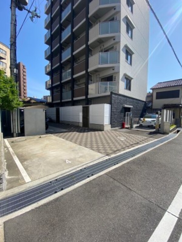 駐車場(駐車場完備です)
