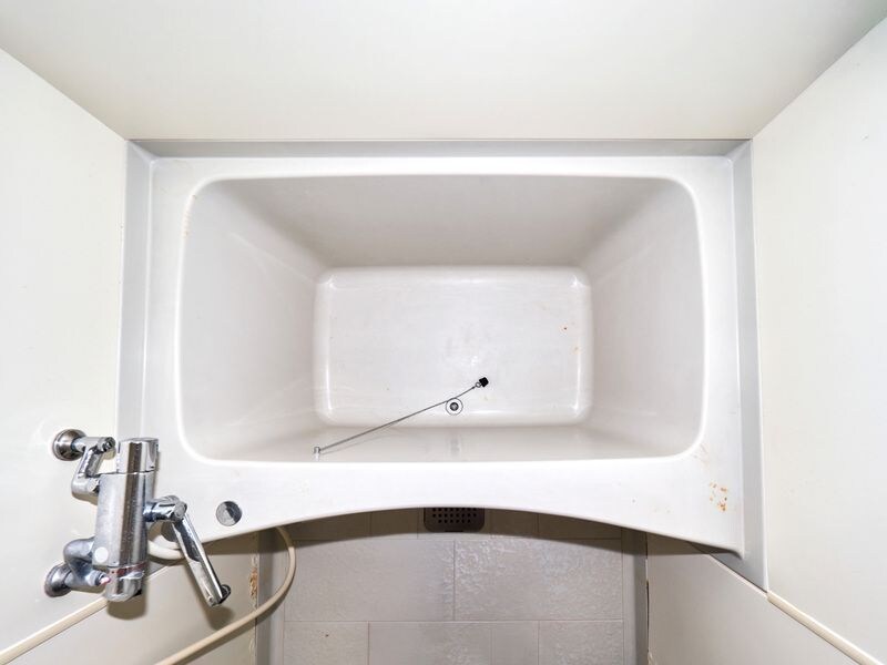 物件内観写真12　(コンパクトで使いやすいお風呂です)