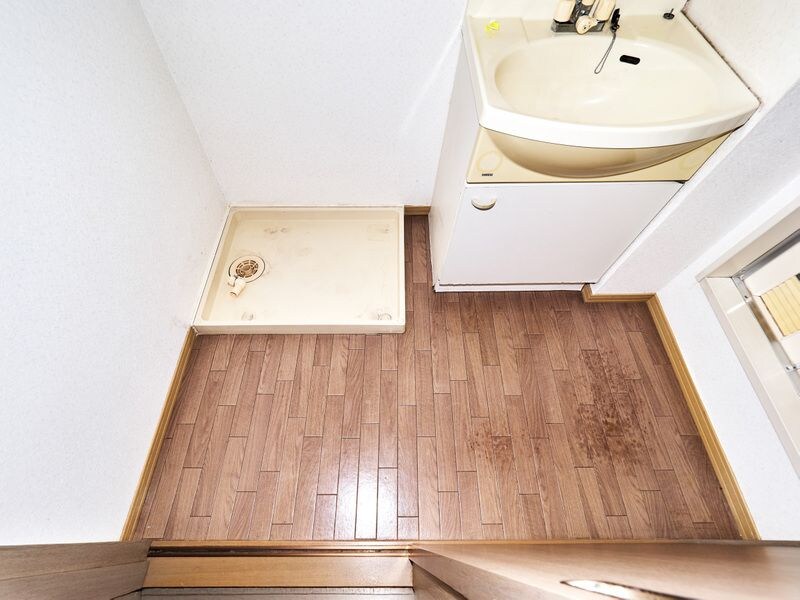 物件内観写真13　(ゆったり過ごせる居間です)