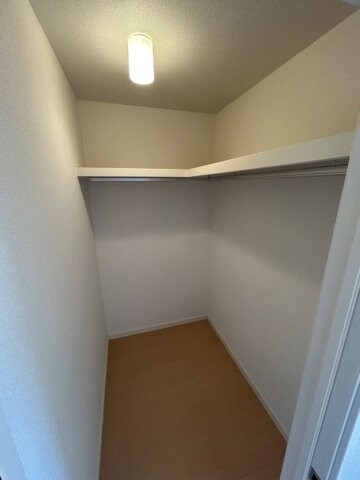 物件内観写真11　(こまごまとしたものを収納できそうですね)