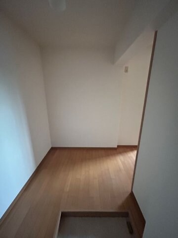 物件内観写真9　(落ち着いた玄関です)