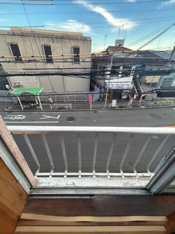 物件内観写真10　(バルコニーがあります)