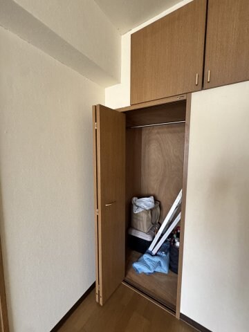 物件内観写真10　(収納スペース豊富です)