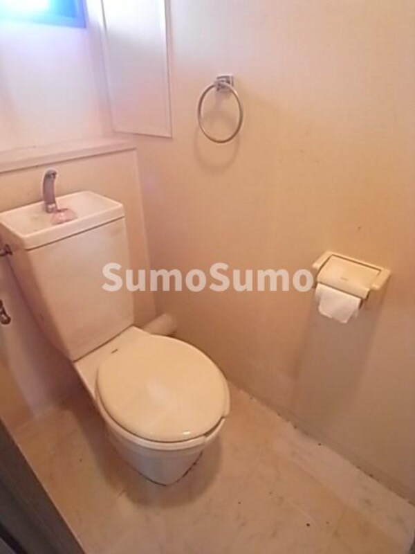 トイレ(ゆったりとした空間のトイレです)