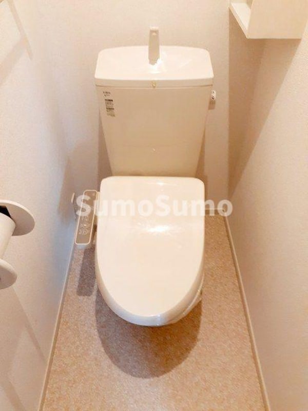 トイレ(ゆったりとした空間のトイレです)