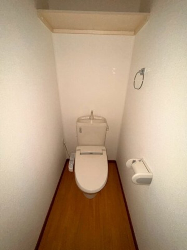 トイレ(清潔感のあるトイレです)