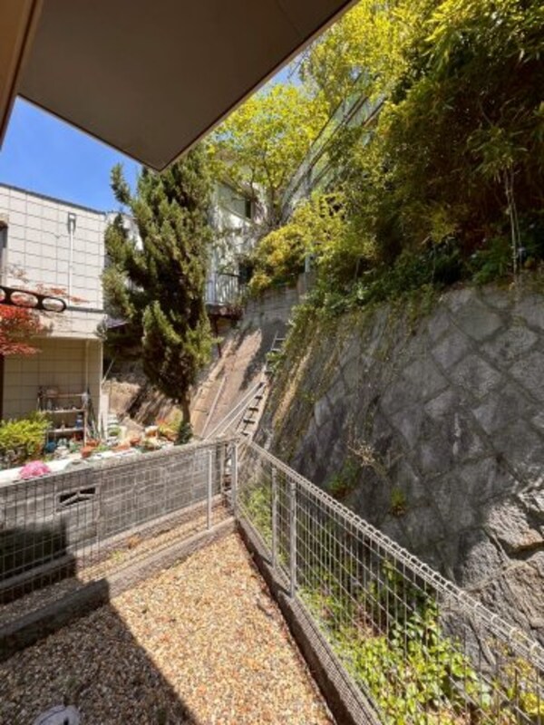 庭(簡単な家庭菜園も楽しめるお庭です)
