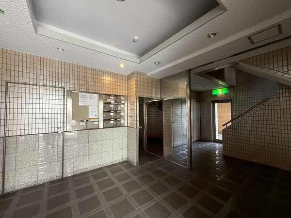 ロビー・ラウンジ