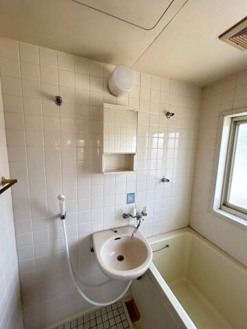 物件内観写真10　(洗面所です)