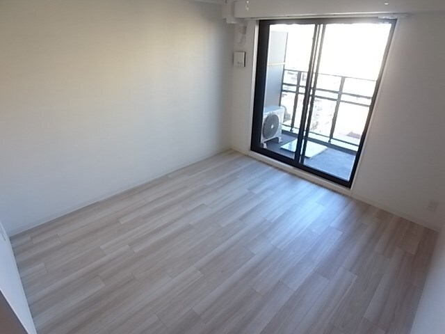 物件内観写真20　(使い勝手のいい寝室です)