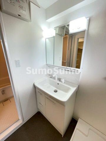 物件内観写真5　(洗面所です)