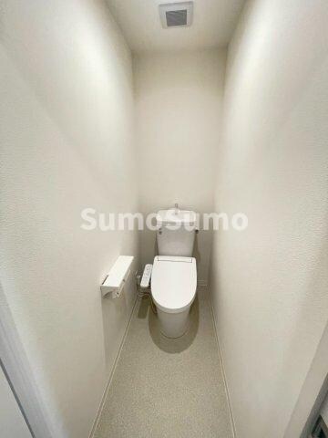 物件内観写真11　(清潔感のあるトイレです)