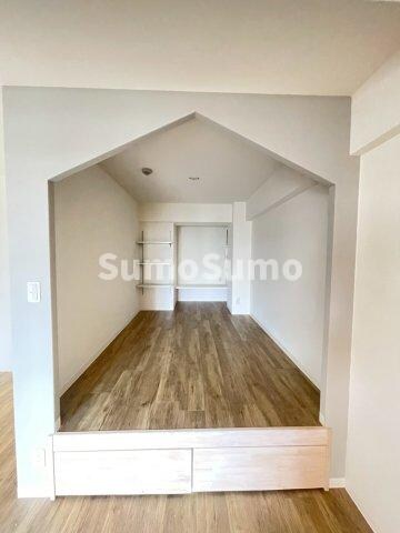 物件内観写真16　(おしゃれな内装です)