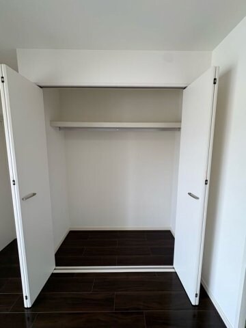 物件内観写真12　(ちょっとした収納スペースも充実しています)