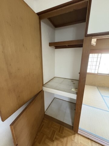 物件内観写真25　(ちょっとした収納スペースも充実しています)