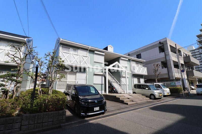 物件外観写真1　(おしゃれな外観です)