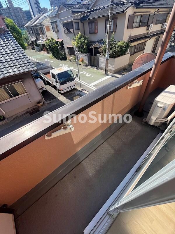 物件内観写真10　(広々としたバルコニーです)