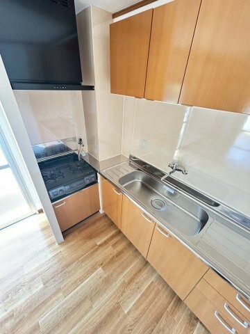 物件内観写真14　(コンパクトなキッチンで掃除もラクラク)