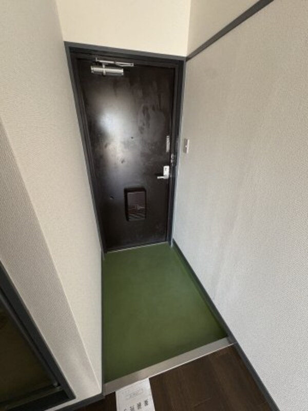 玄関(シンプルで使いやすい玄関です)