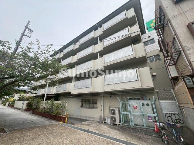 物件外観写真1　(きれいな外観です)