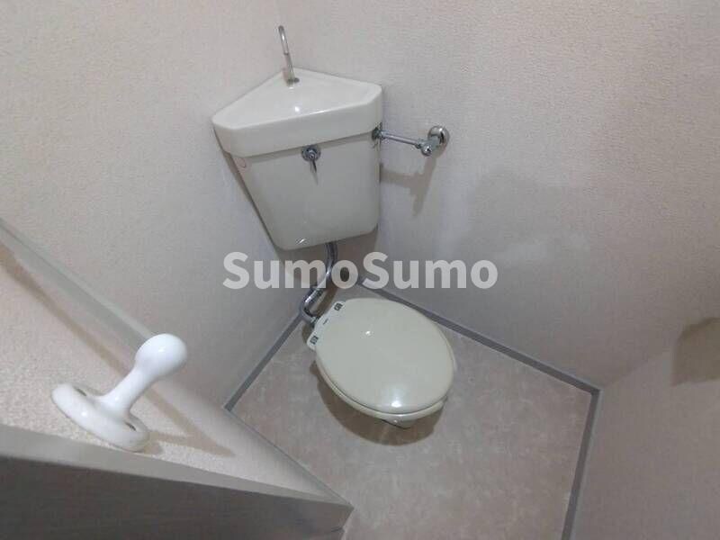 物件内観写真10　(シンプルで使いやすいトイレです)