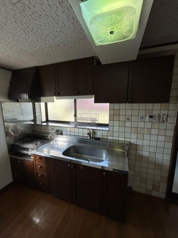 物件内観写真5　(使いやすいキッチンです)