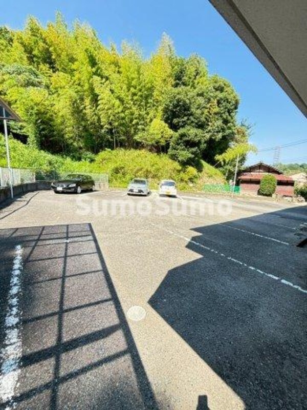 駐車場(駐車場完備です)