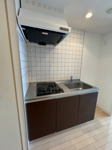 物件内観写真8　(使いやすいキッチンです)