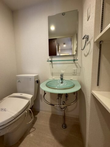 物件内観写真14　(脱衣スペースもあります)