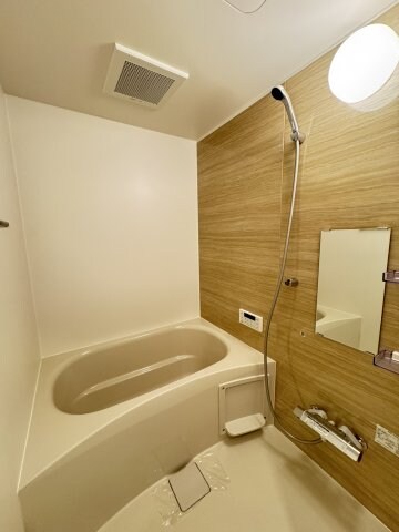 物件内観写真4　(ゆったり過ごせるお風呂です)