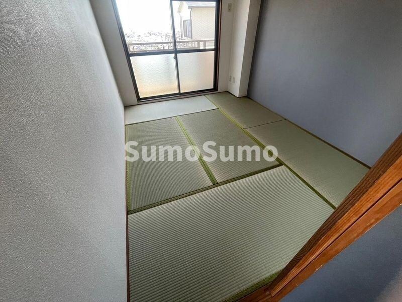 物件内観写真5　(和室があれば客間としても活用できます)