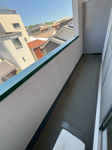 物件内観写真8　(落ち着いた時間を過ごせるバルコニーです)